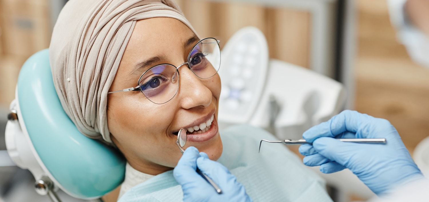 Dentists Near Me Woman At Dentist